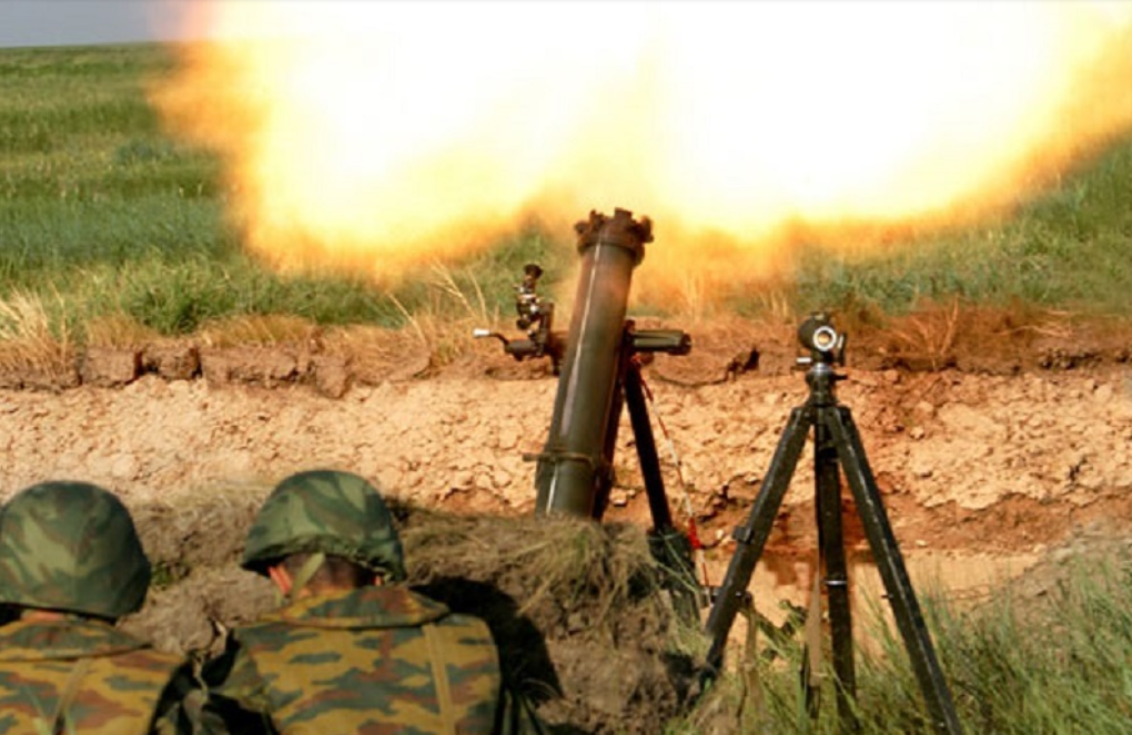      Огонь из орудия 2Б11 © Министерство обороны РФ