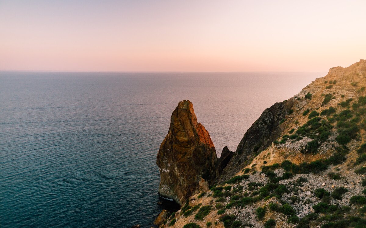 Что было в крыму. Мыс Фиолент маки. Крим. Ялта.