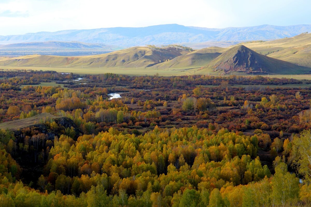 Ангарский Кряж. Западно-Сибирская равнина фото. Красноярский край. Chtlytсреднесибирское плоскогорье.