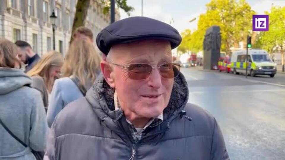    Британцы назвали комедией "круговорот" премьеров