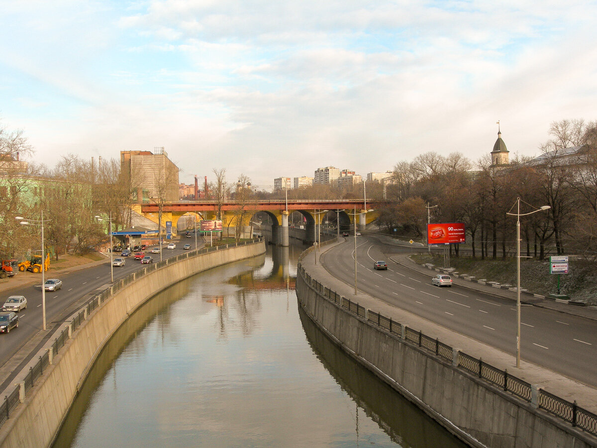 Вид с Костомаровского моста