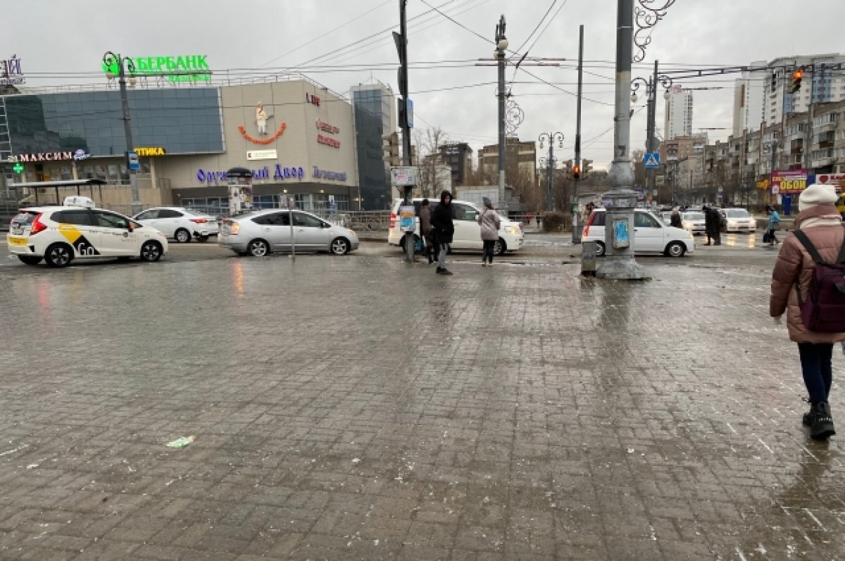    В Новосибирске синоптики предупредили о черном льде на дорогах
