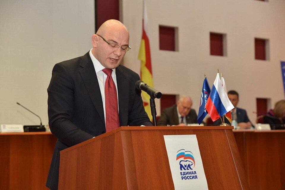     Депутат Госдумы, титулованный спортсмен Таймазов поддерживает бойцов СВО, Фото: официальный ТГ-канал героя публикации.