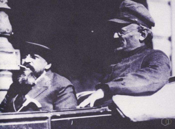 А. А. Иоффе и Лев Троцкий  фото из fb.ru