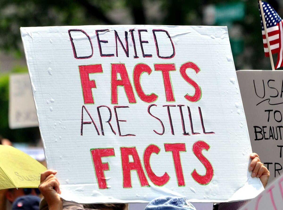 Отрицаемые факты всё ещё остаются фактами. Источник: wiki.org