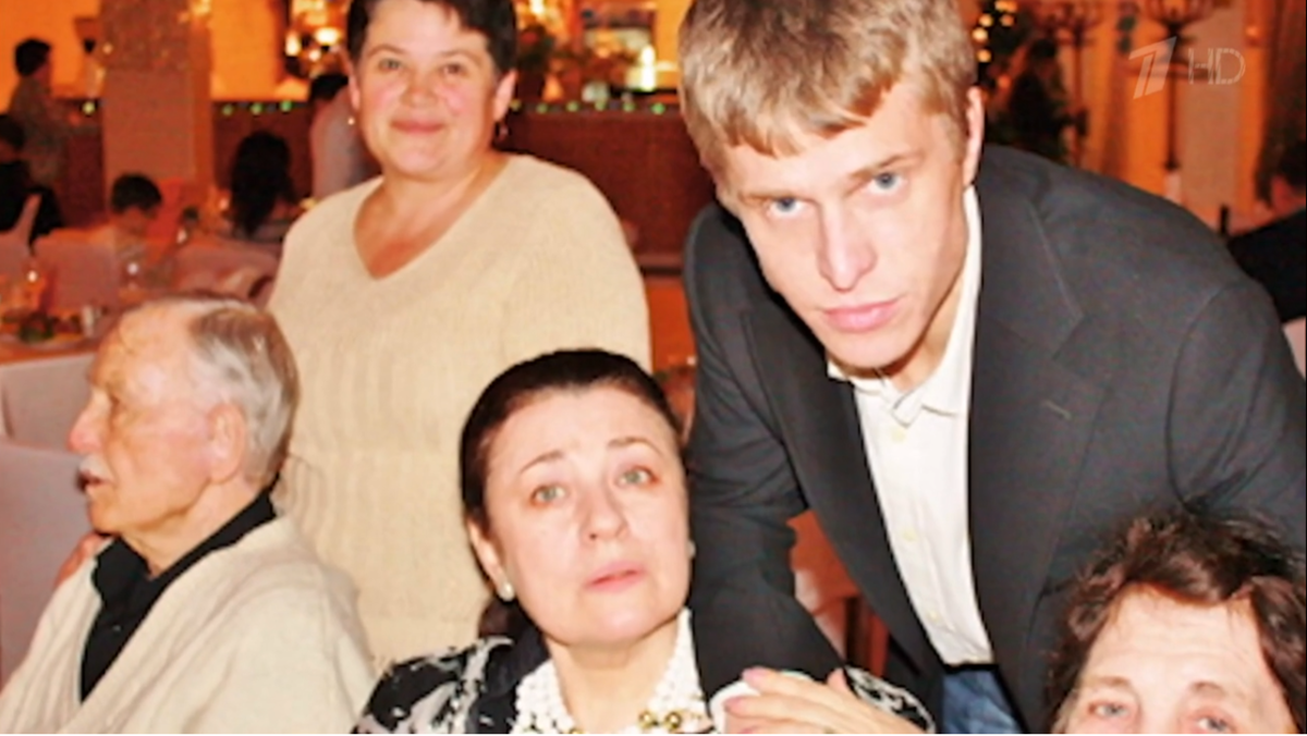 Валентина Толкунова с сыном Николаем