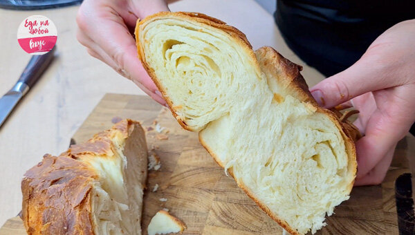 Это не тот хлеб, который вы ели всегда - он совсем другой. Необычный состав и вкус, попробуйте