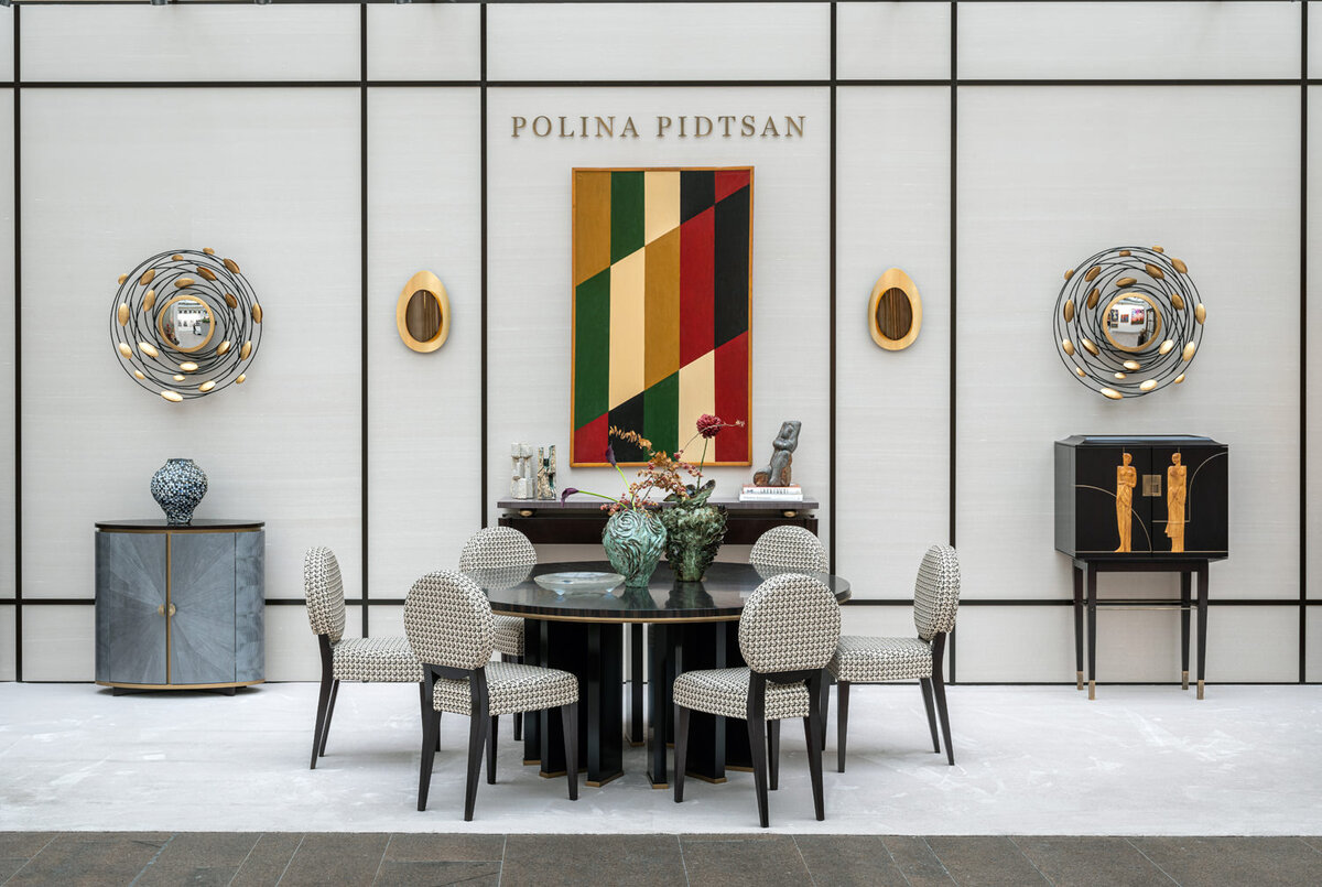 Стенд дизайн-бюро Полины Пидцан. Представлены мебель и светильники по эскизам дизайнера.