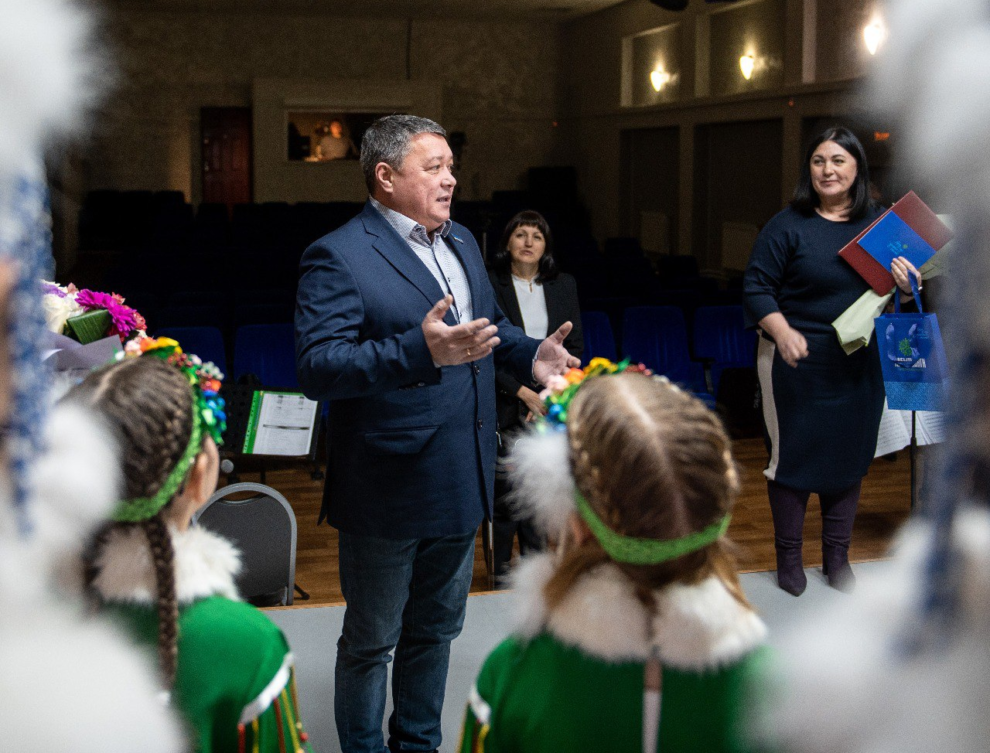    В ЯНАО детский ансамбль «Стерх» отпраздновал 10-летие