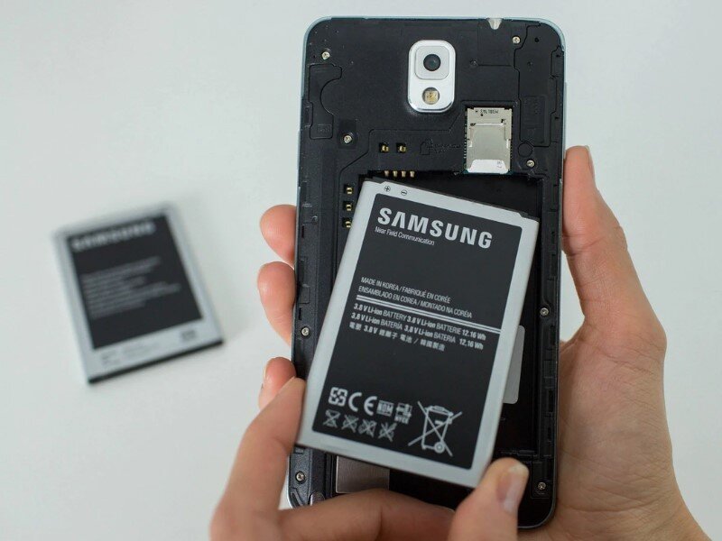    ЕС намерен сделать аккумуляторы экологичными. Но производители против