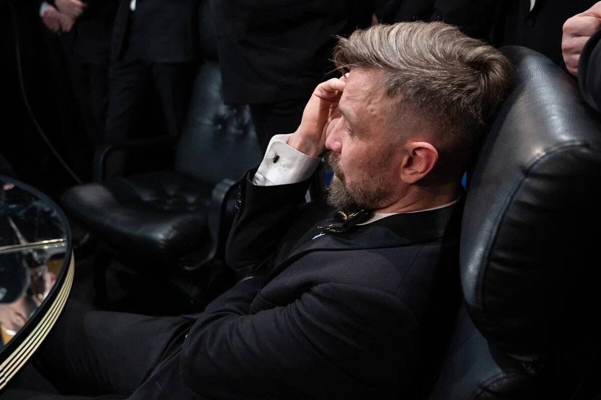 Дмитрий Авдеенко - лучший знаток прошедшей игры. Источник: официальное сообщество ВК "Что?Где?Когда?"