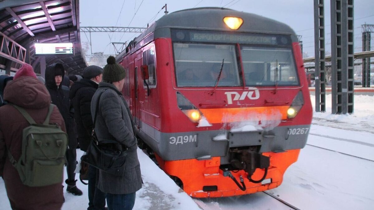 Самара дружба народов электричка. Электропоезд Восток. Электричка. Ласточка Восток электропоезд. Электричка 2023.