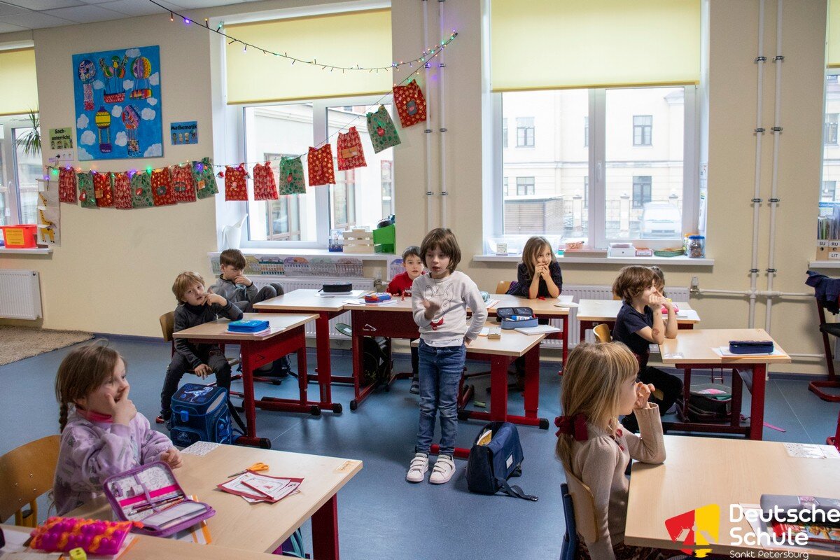 1-й класс на театрализованном уроке истории