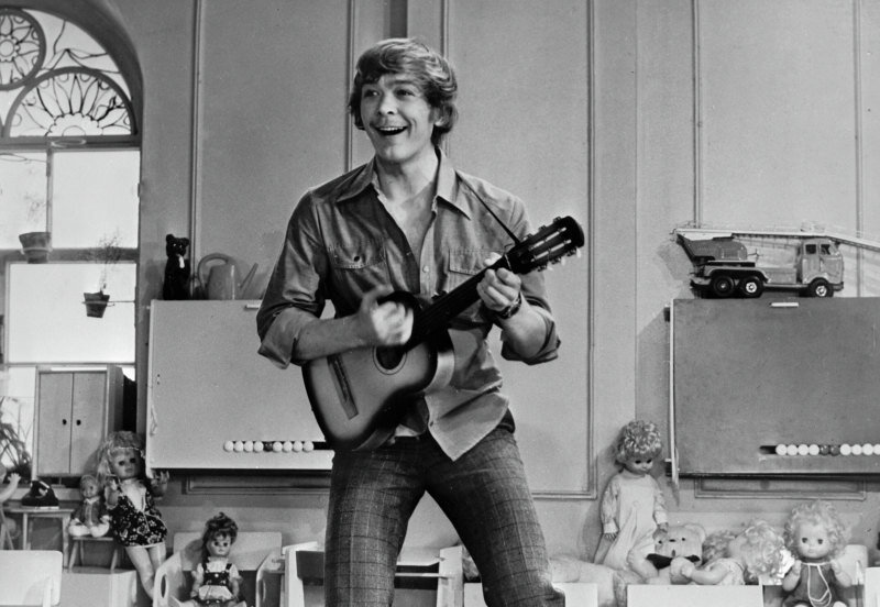     Как Сергей Проханов стал «Усатым нянем» после неудачных попыток других актёров