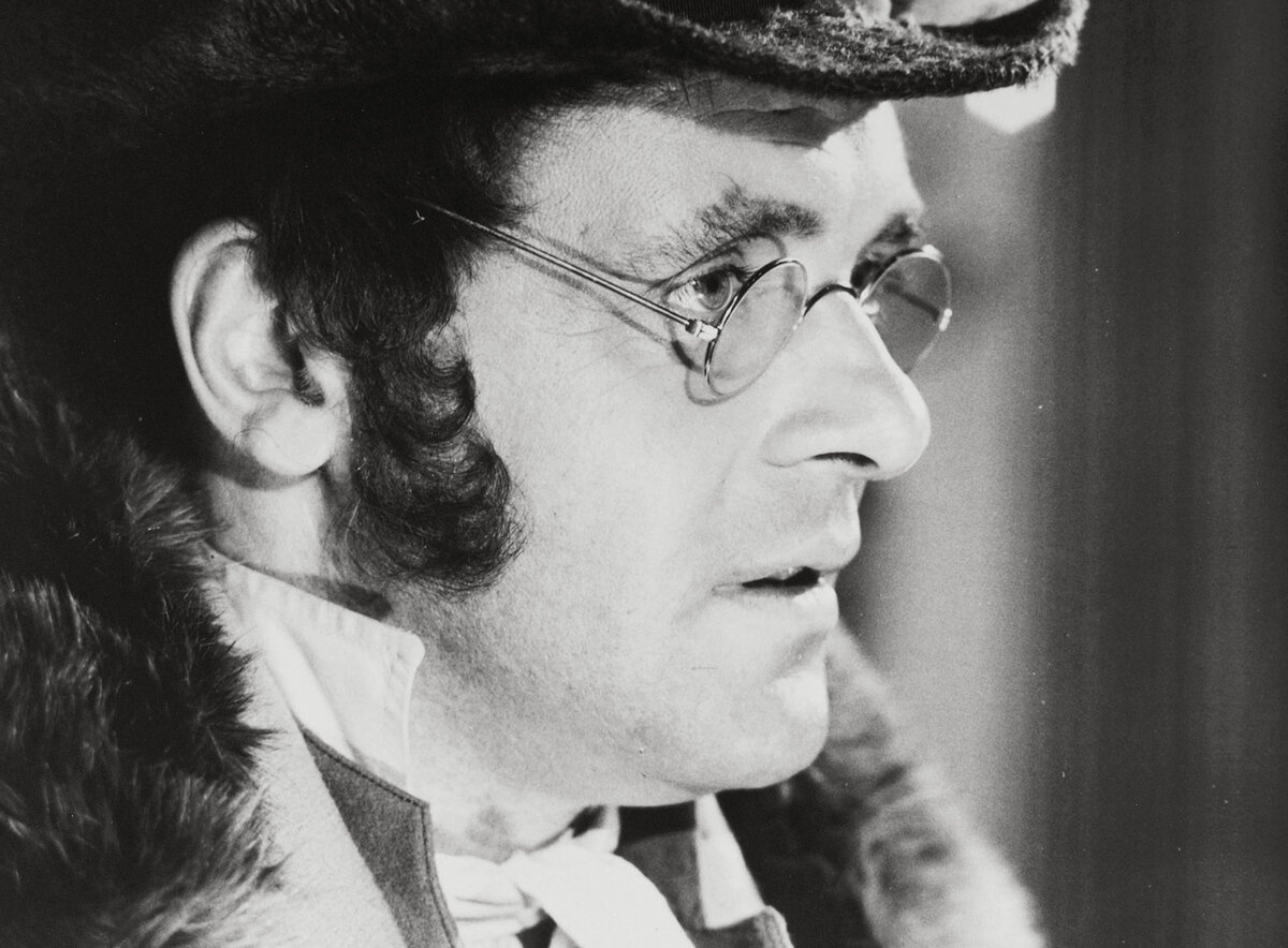    Судьбоносной для Хопкинса стала короткая встреча с Ричардом Бёртоном, голливудской звездой, после которой молодой человек начал обучаться актёрскому мастерству / globallookpress.com / В роли Пьера Безухова, «Война и мир» (мини-сериал ВВС, 1972) / Public Broadcasting Service/ZUMAPRESS.com