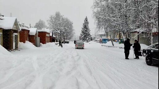 Такого снегопада давно не помнят здешние места... С Рождеством, друзья!