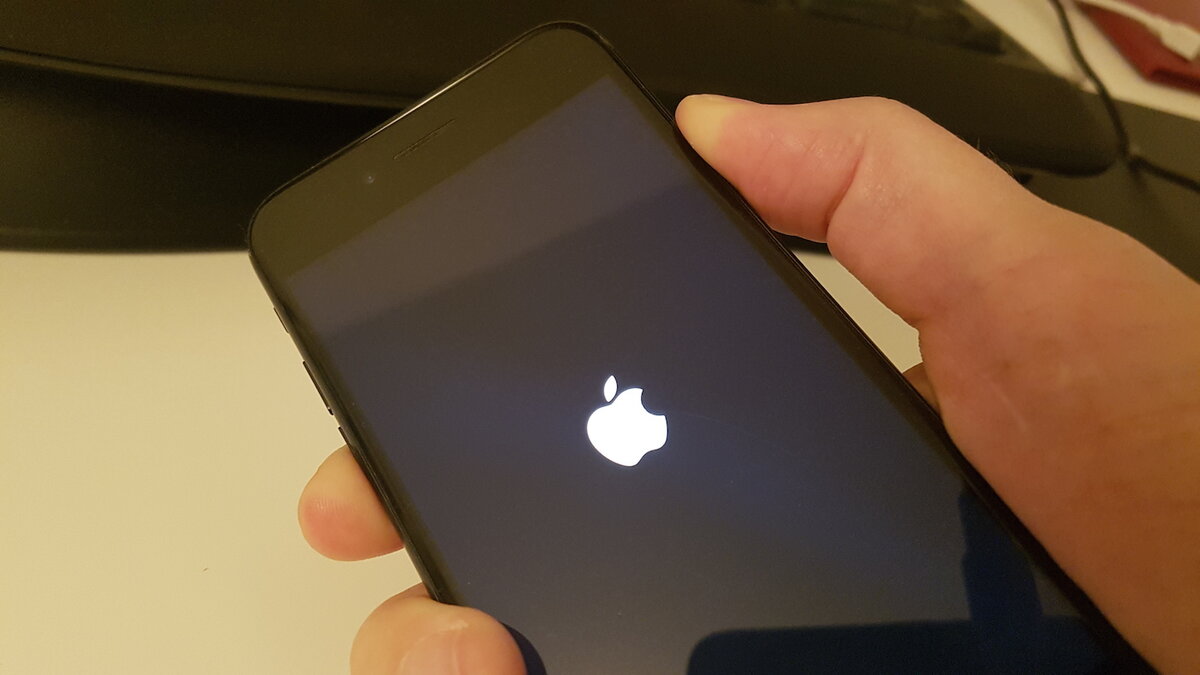 Это не очевидно, но у вашего iPhone есть секретный способ перезагрузки