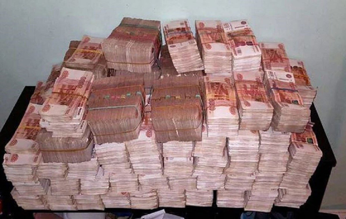 Приму в б. 500 Миллионов. Рубли наличные коробками. 500 Триллионов много рублей фото. Миллиардов 125000000000 плюс 25000000000.