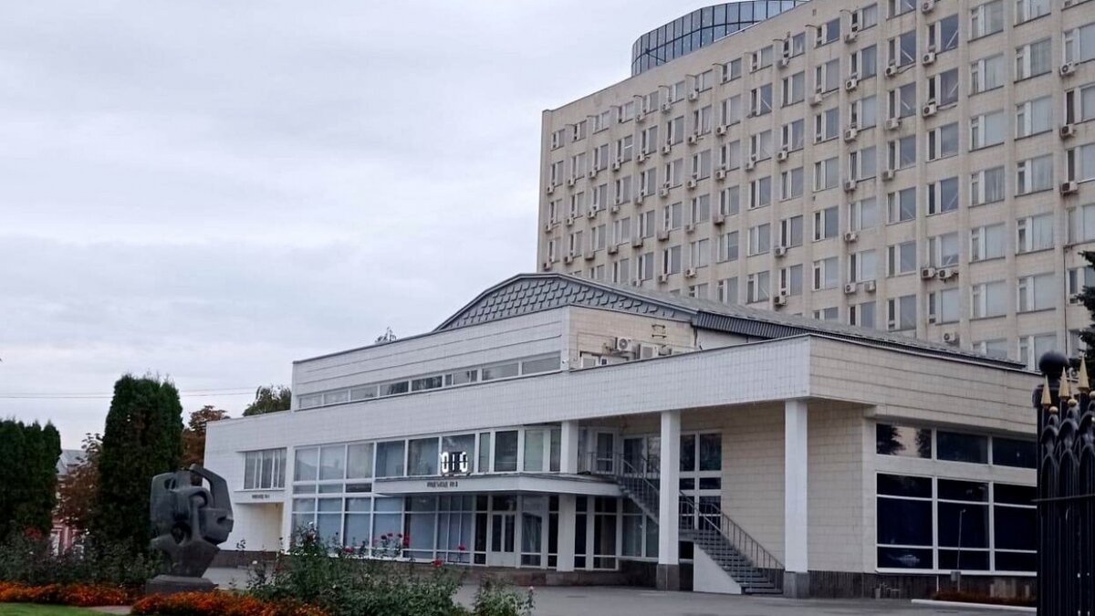    Олегу Костину и еще 5 саратовским чиновникам сократят зарплаты из-за неисполнения KPI Новости Саратова и области – Сетевое издание «Репортер64»