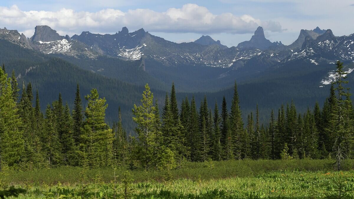    Природный парк "Ергаки" в Красноярском крае© РИА Новости / Илья Наймушин