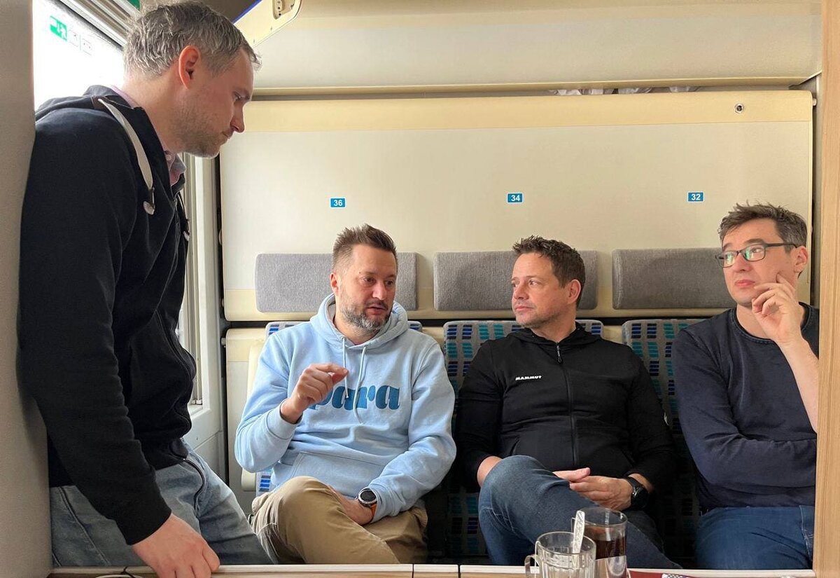 Фото: социальные сети Рафала Тшасковского Константин Бухтатов  📷
