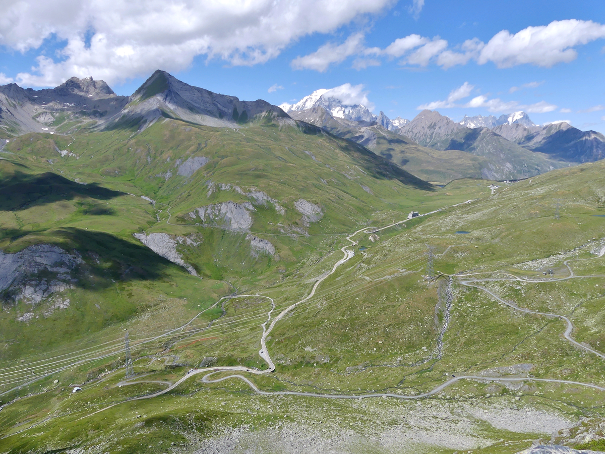 Прохождение альпы. Убийство в альпах рожок. Прохождение альпы. Прохождение альпы. Убийство в альпах игра.