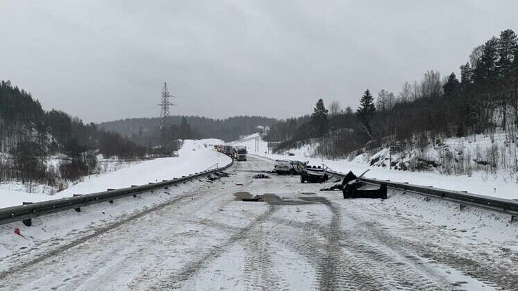     Также стало известно, как произошло смертельное ДТП. Информацией поделился Госкомитет по ОЖ и БН.