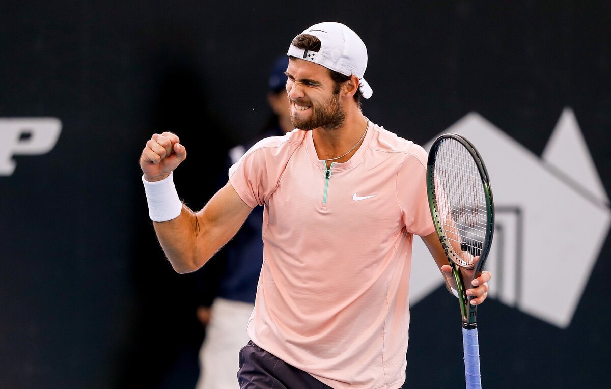    Карен Хачанов  EPA-EFE/MATT TURNER