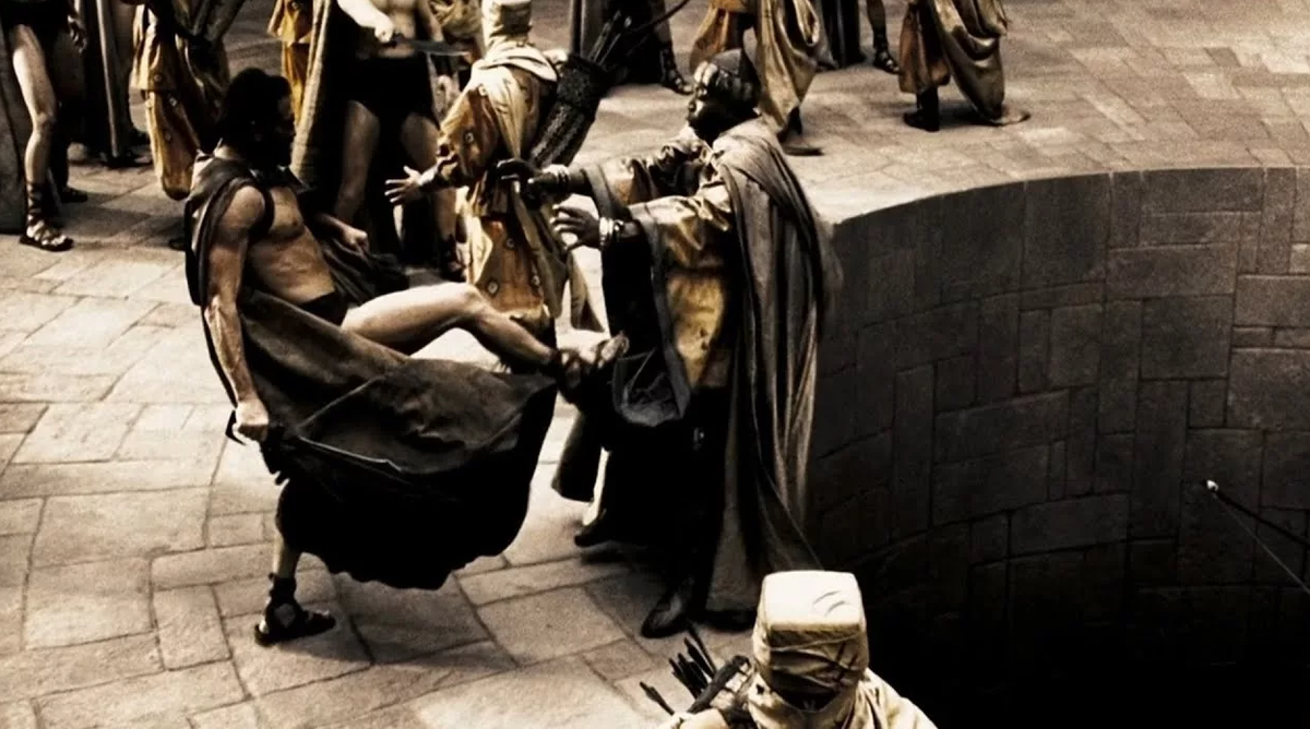 Действие толчок, кадр из к/ф 300 спартанцев 