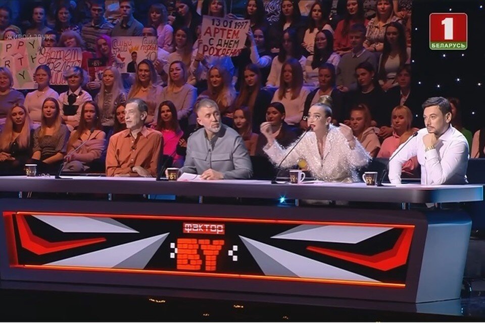     Наставники проекта Ольга Бузова, Сергей Соседов, рэпер Серега и Руслан Алехно. Скрин видео "Беларусь 1"