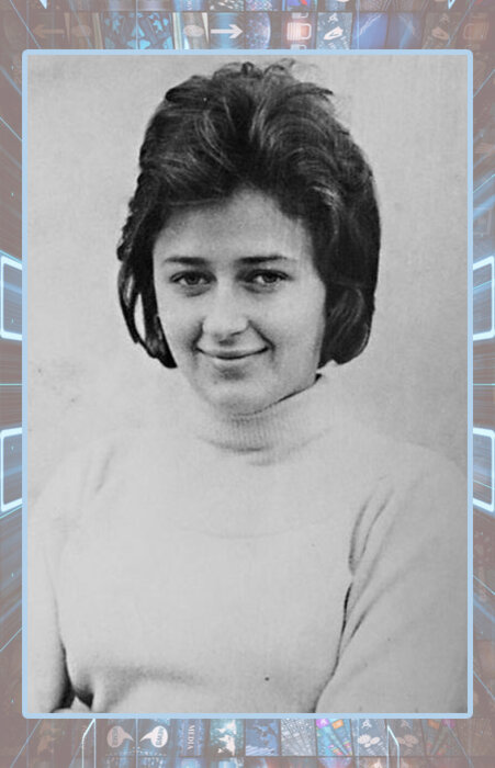 Регина Дубовицкая в молодости.