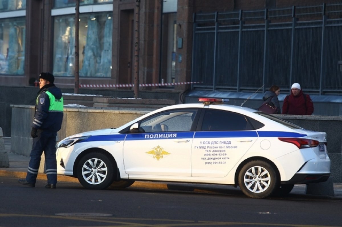    В Челнах от неадеквата за рулем пострадали пять припаркованных автомобиля.