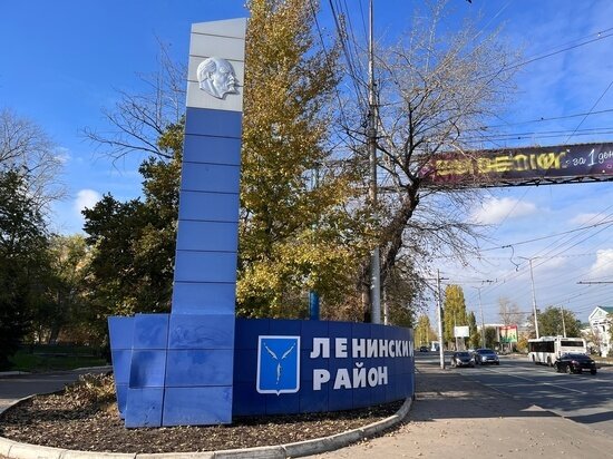     Барельеф Ленина на стеле. Фото: saratov.mk.ru "МК в Саратове"