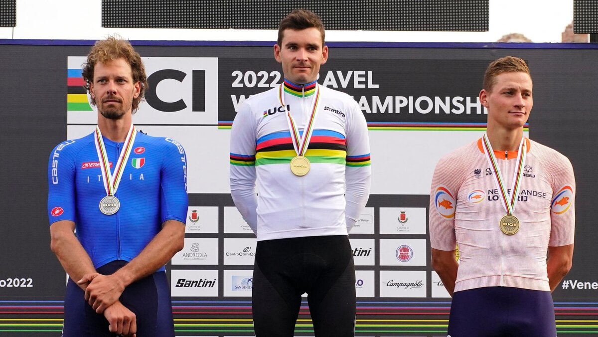 Мужской подиум 2022 года. Фото: Getty Images