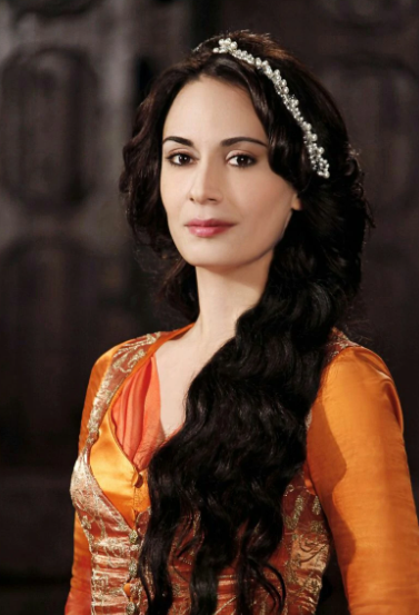 Эвсун, https://muhtesemyuzyil.fandom.com/ru/wiki/%D0%AD%D1%84%D1%81%D1%83%D0%BD_%D0%A5%D0%B0%D1%82%D1%83%D0%BD