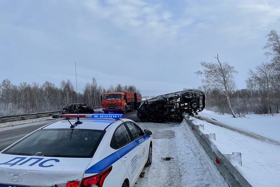     Фельдшер и водитель скорой погибли в ДТП под Новосибирском. Фото: прокуратура НСО.