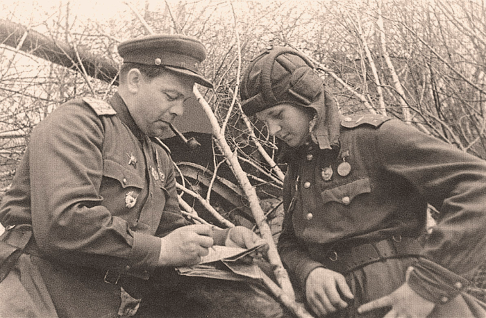 Танкист Владимир Бочковский вспоминал, как немцы пришли к нашей кухне с котелками