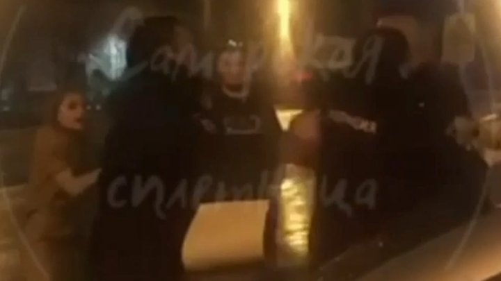 ФОТО: СКРИНШОТ С ВИДЕО "ВОРОНЦОВА ВЕЩАЕТ"