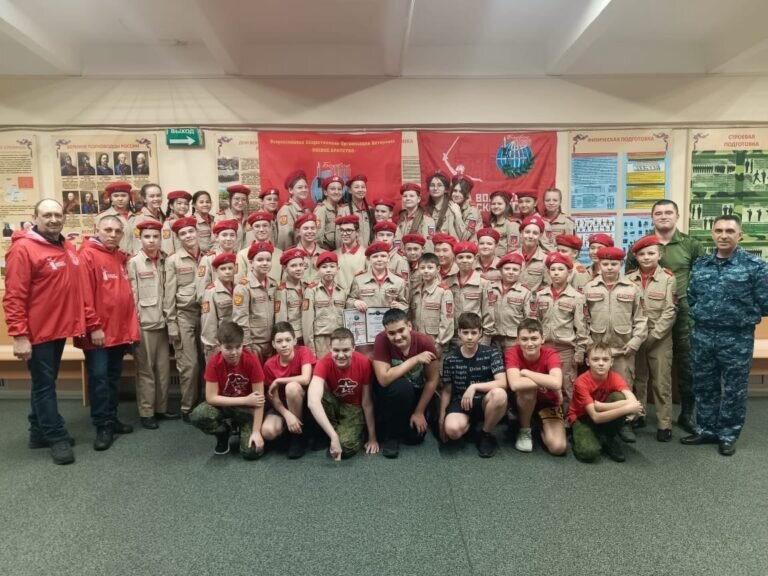    В Оренбуржье участник СВО Дмитрий Романов провел урок мужества для юнармейцев Кристина Просвиркина