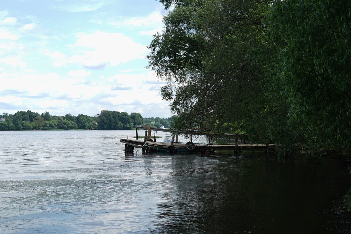 Ещё напомню о том, что требования чаще всего — жёсткие и догматичные императивы, которым нередко невозможно соответствовать. Подумайте, так ли они нужны вам?
