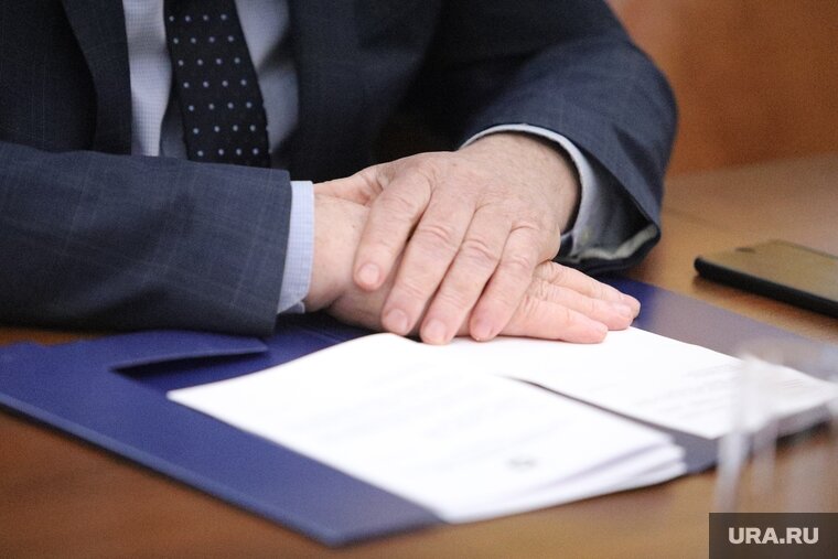    Владимир Мартынов вышел на пенсию с поста первого зампрокурора в 2022 году