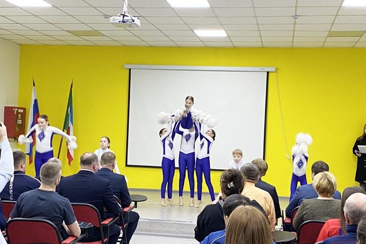 (Фото - с торжественной части)