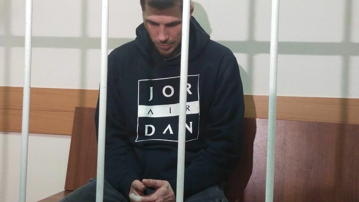     Тюменцу, взявшему в заложники ночью в пятницу сотрудника магазина «Магнит», сегодня определят меру пресечения. Об этом сообщили «Нашему Городу» в объединенная пресс-службе судебной системы Тюменской области.