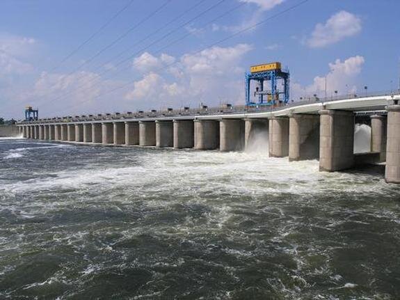    Каховская ГЭС, Липунов Дмитрий / commons.wikimedia.org