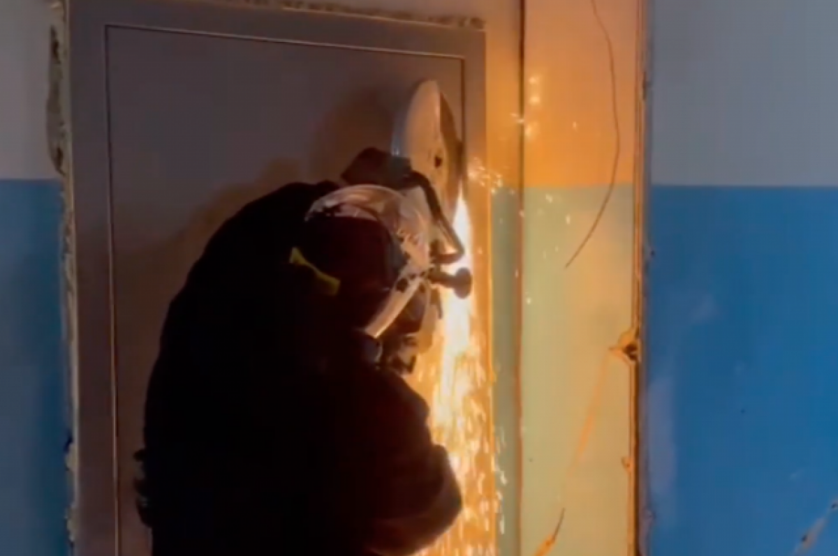    Троих жителей Новосибирска задержали по делу о контрафактных сигаретах