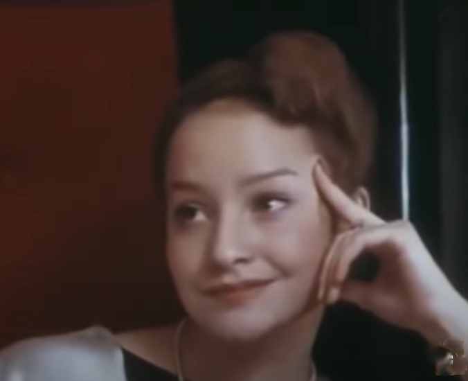 В роли Сондры Финчли Анна Алексахина, фильм 1981 года