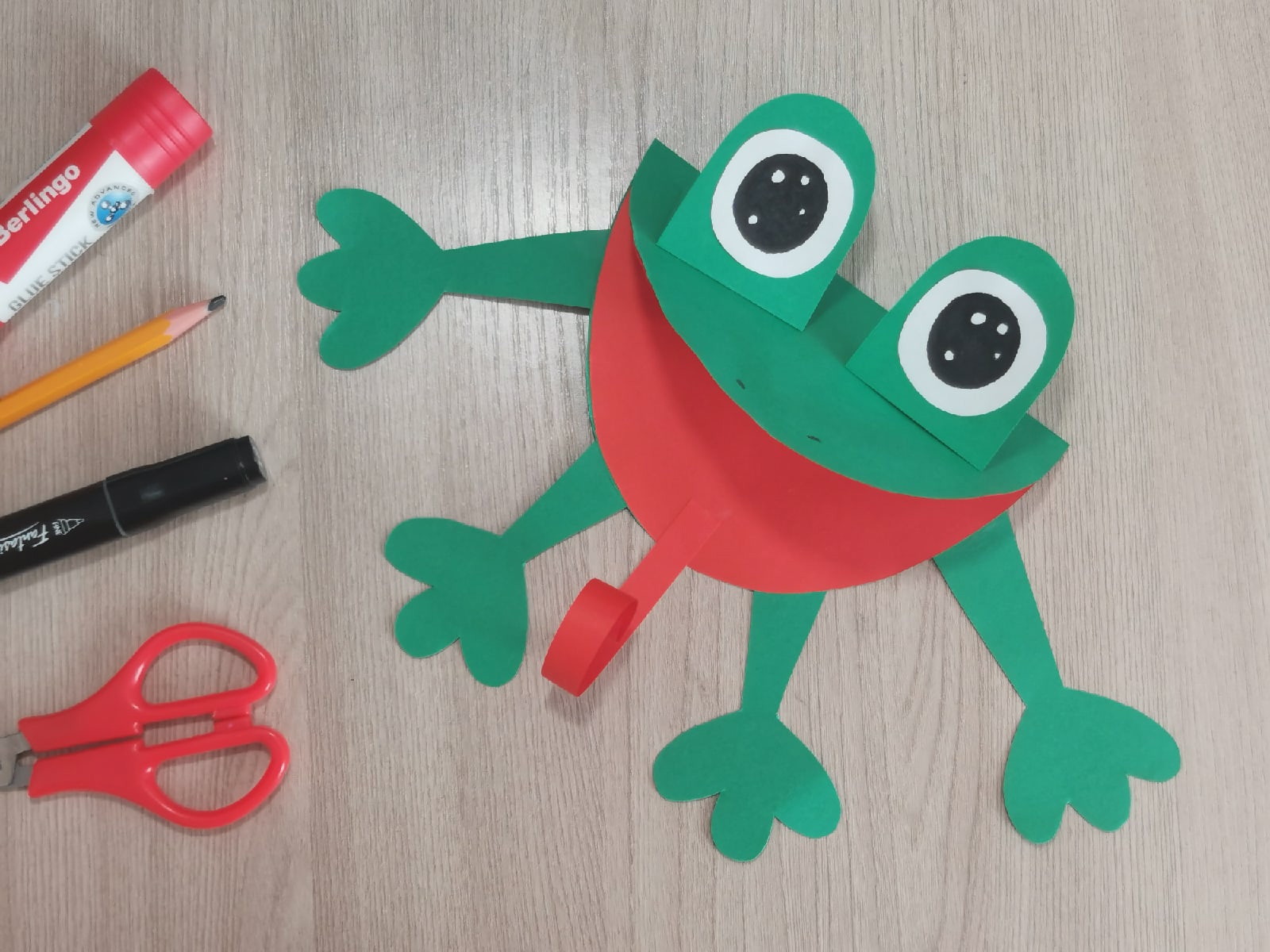 Поделка лягушка