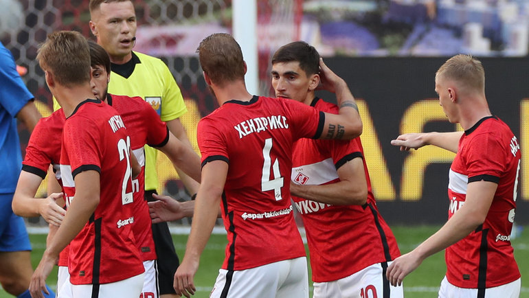 Шикарный гол Зелимхана Бакаева положил начало разгрому