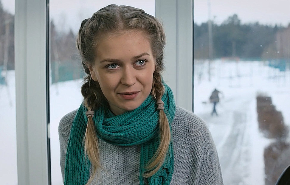 кадр из фильма «На перекрёстке радости и горя»