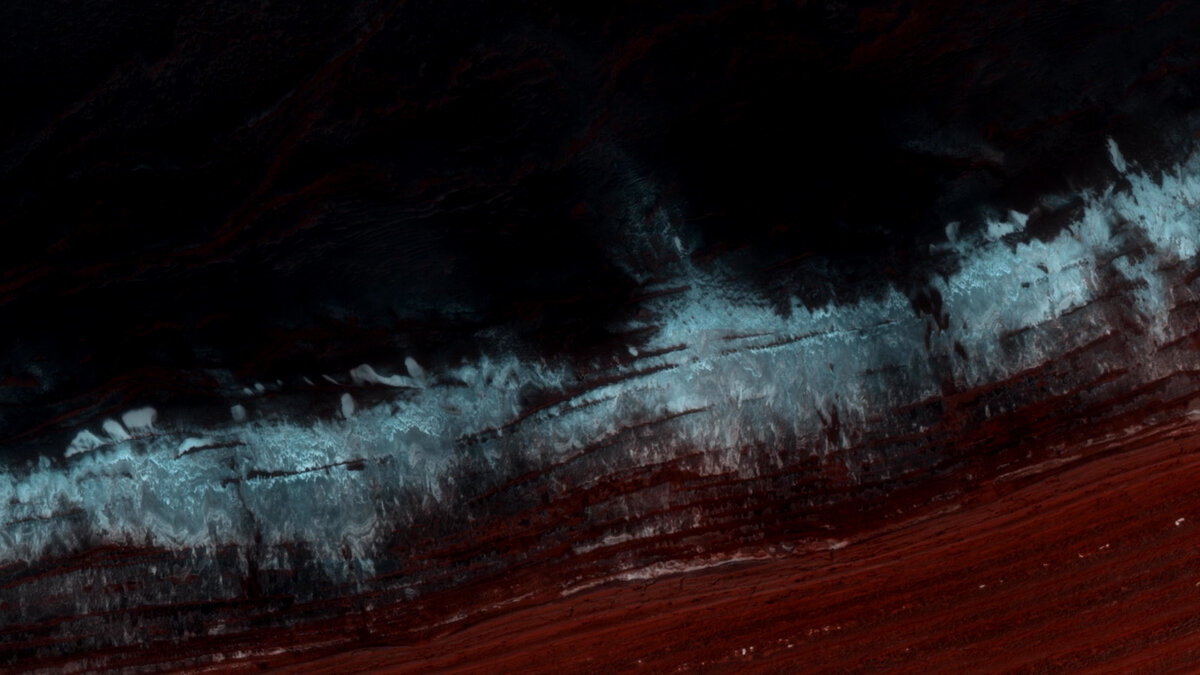 © NASA / JPL / University of Arizona